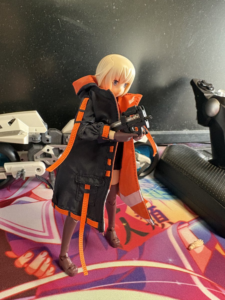 轟雷改が届いたので頭部パーツが正式カラーになりました