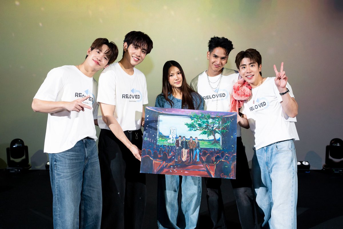 MojoMuse_MMM's tweet photo. ภาพบรรยากาศในงาน " Reloved เริ่มใหม่หัวใจเดิม WORTH REMEMBERING " ✨🩵
#MojoMuseManagement
#Relovedเริ่มใหม่หัวใจเดิม
#Relovedtheseries
#RelovedWorthRemembering
#RelovedFinalEP (3) https://t.co/LrKndRHdtu