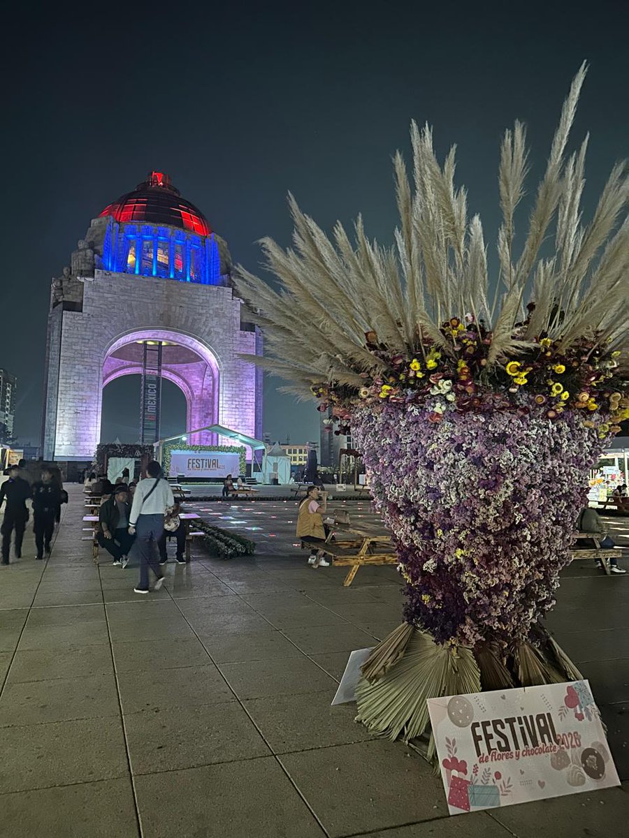 Serbia in Mexico tweet media