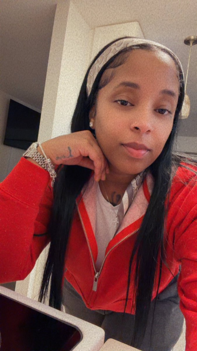 iamshortyroc's tweet photo. 😌❣️🌹💋 https://t.co/CXDiVWNyPP