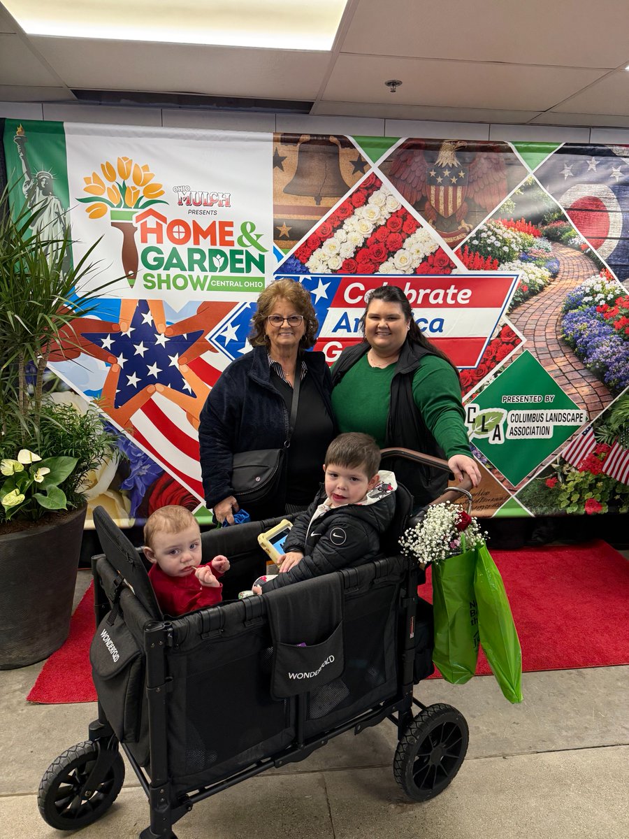 Love was in the air at Opening Day of the Central Ohio Home &amp; Garden Show! 🌷💕

💐 So many flowers, so many smiles, and the perfect way to celebrate Valentine’s Day. Thanks to everyone who spent the day with us!

We’re open daily through Feb. 22 (closed Feb. 17).