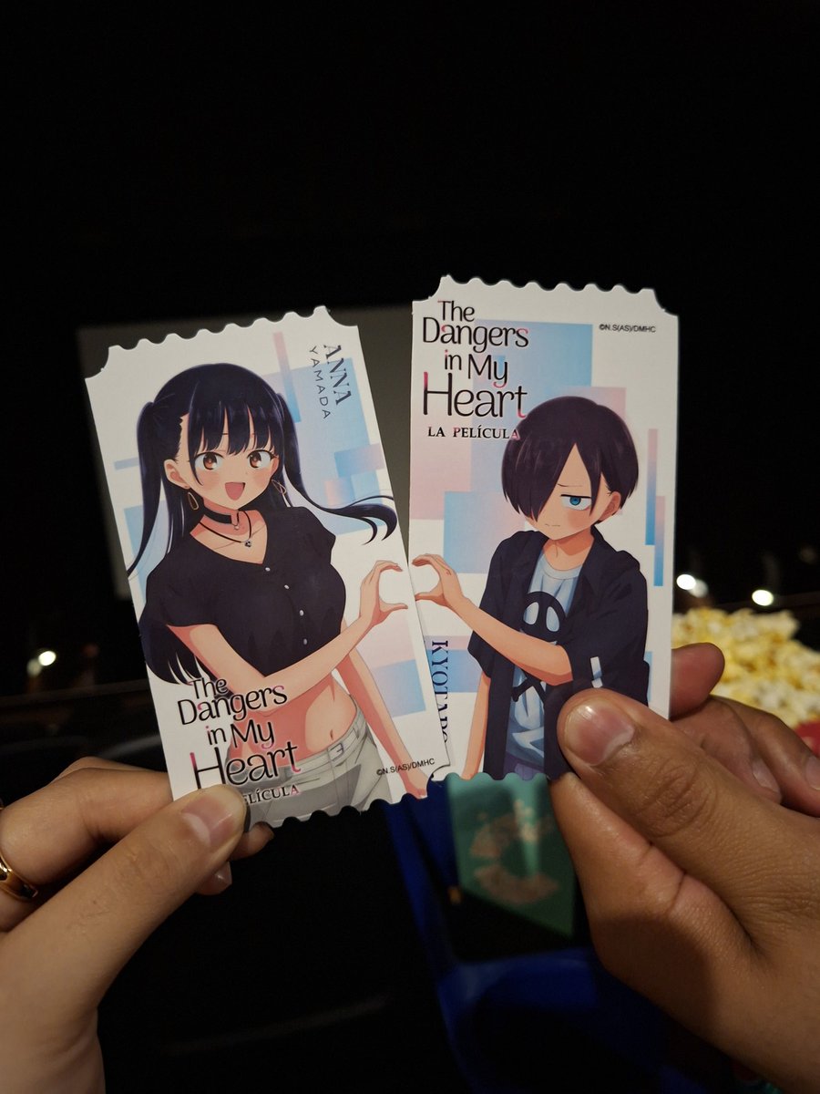 Qué bonita película es #TheDangersinMyHeart nos dió risas, ternura, sorpresas y letras bonitas✨
Trabajo increíble por parte de <a href="/freudchicken/">freudchicken</a> 🫶🏻✨
Sin duda un plan bonito para este San Valentín ♥️✨
¡Muchas Gracias!!! <a href="/KonnichiwaFest/">Konnichiwa!</a>