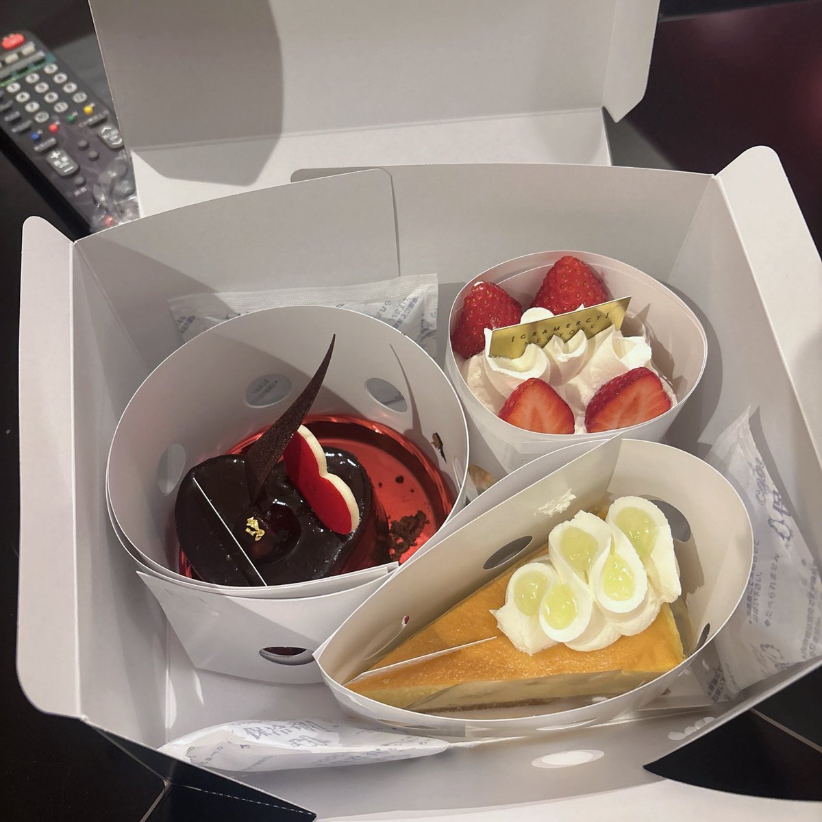 jurichandayo__'s tweet photo. 差し入れいつもありがとう🤤❤︎ https://t.co/iwuF4QJhEj