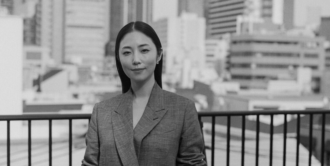 ◤ プロデューサー MEGUMI
 　Netflixと独占契約 　　　◢

Netflixは複数年に渡り、プロデューサーのMEGUMI（めぐみ）と、新作のアンスクリプテッド（"筋書きのない物語"）作品を複数制作し、独占配信を行うことを決定！