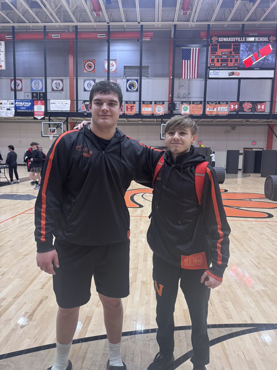 Ironmenwrestle's tweet photo. Jackson Soney and Mason Caraway are IHSA 3a State Qualifiers!

Jackson Soney-2nd
Mason Caraway-4th https://t.co/4NSfyA4CqY