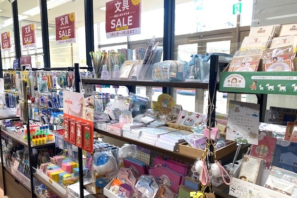iwasenisiguchi's tweet photo. 福島駅西口店です😃
2/11～3/1まで、文房具商品全品20％OFFセール
開催中です☺️☀️（一部対象外商品あり）
福島駅にお立ち寄りの際はぜひお越しください✨ https://t.co/w3HS0yCjlY