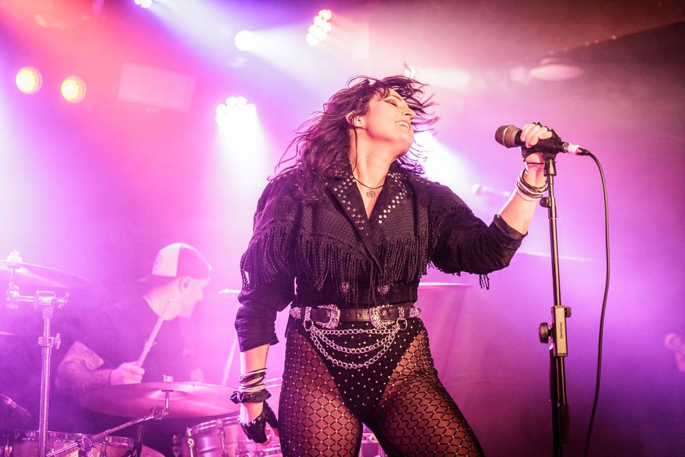 daveygallienne's tweet photo. @OfficialSkidRow 🚨 Hi guys, My pick for your new vocalist: Chez Kane from South Wales, UK!
A generational talent with a powerhouse voice, killer look, and a down-to-earth vibe! 🎸🔥
Check out her epic audition video: https://t.co/5do9zQ5I6M #ChezKane #SkidRowNextChapter https://t.co/5UK9LRcZ6Y
