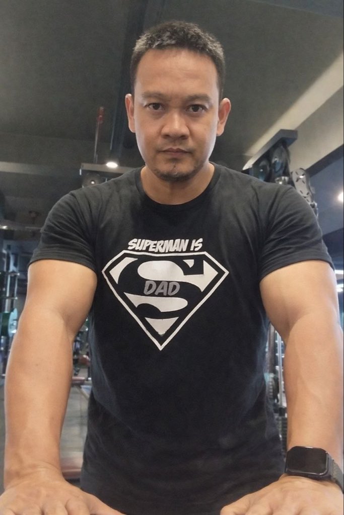 Superman Is Dad tweet media