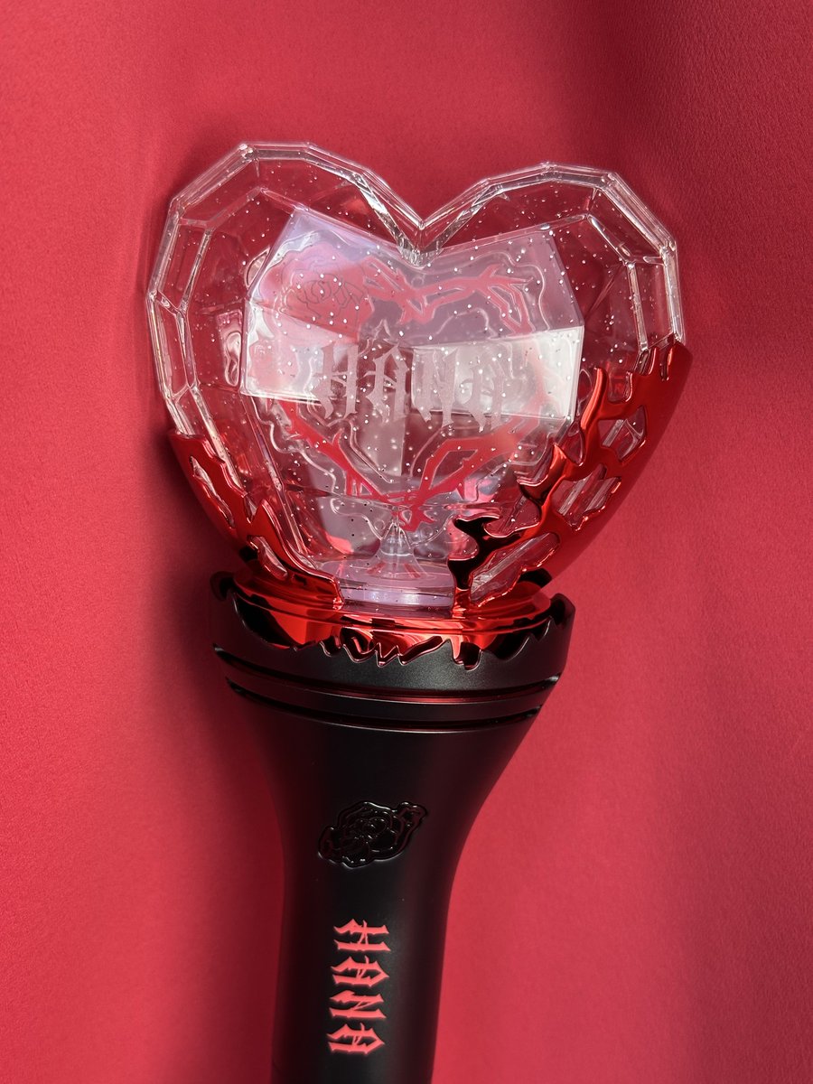 HANAのペンラ届いた〜！！！！！！かっけぇ！！！説明書読んだけど制御