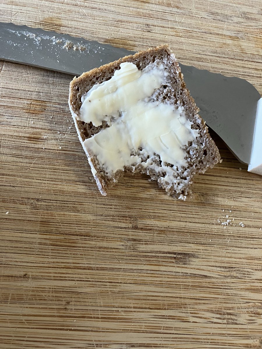 Brdycrdy's tweet photo. @winenewsmaster @breaditorial @yorudan @SourdoughDuffy @mikeoniron @MyGFCucina #realbreadweek #sourdough

This week

100% rye. Scald. 

Marbled Chocolate sandwich sourdough. https://t.co/8Dnm3UfZxe