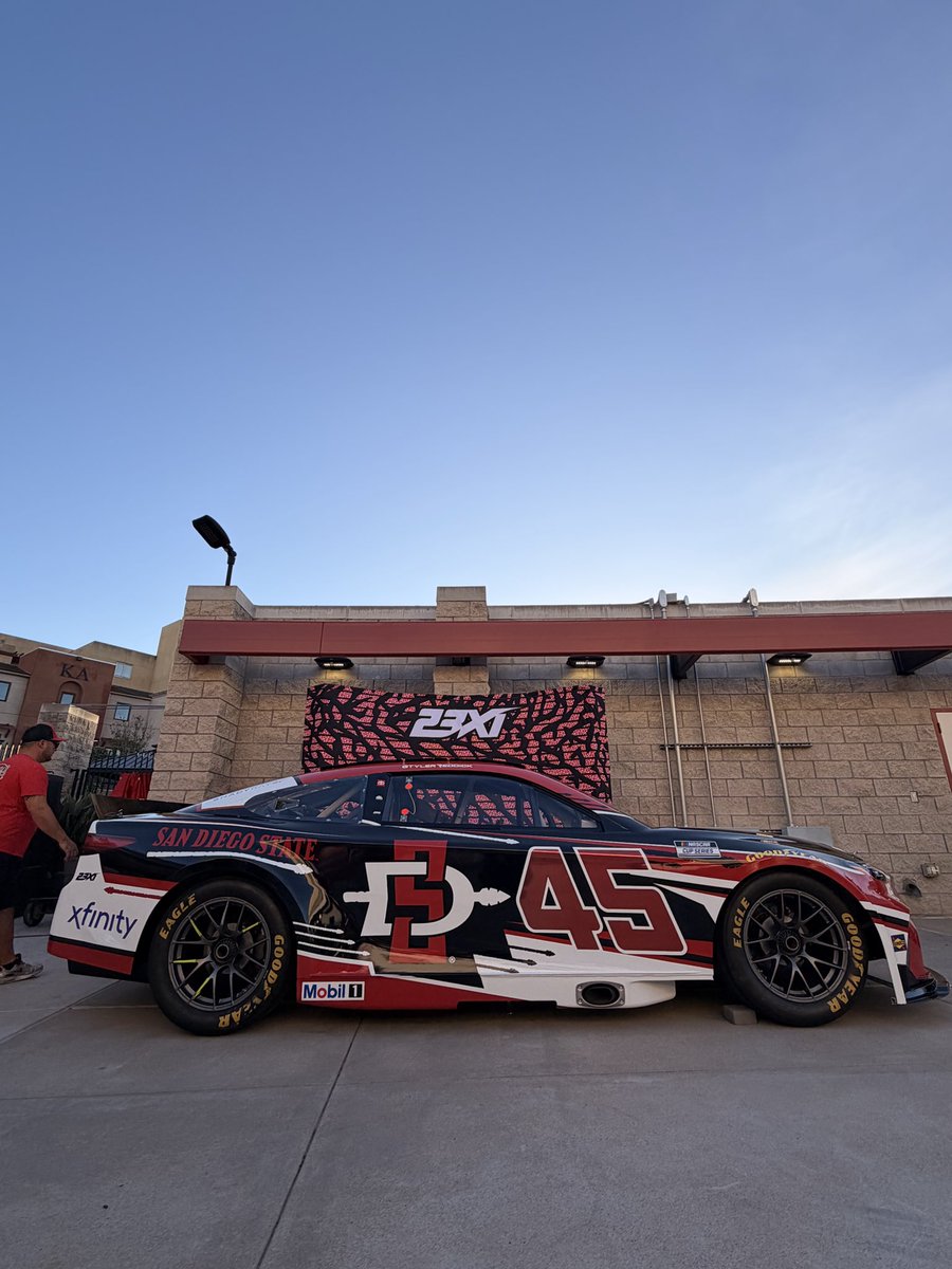 23XI Racing tweet media