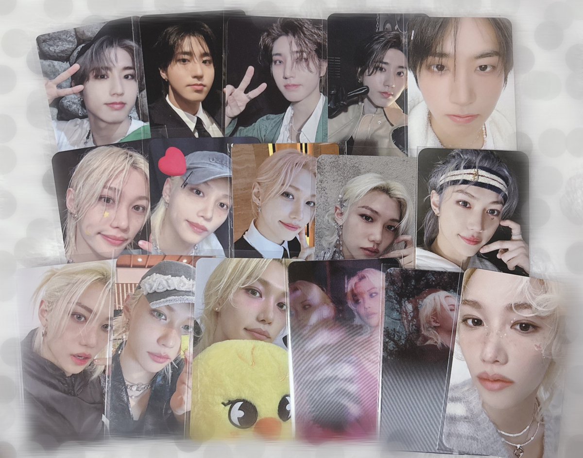 スキズ Stray Kids トレカ 交換 アルバム 特典 封入 過去アルバム {譲