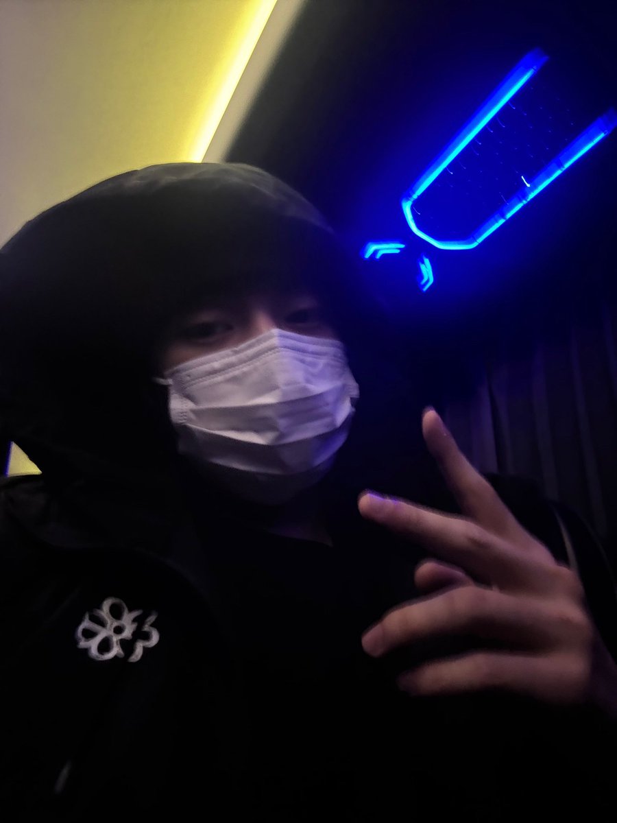 260215 plus chat update #LEO

🦁: I miss you. Have a great holiday break 😴😴❤️❤️