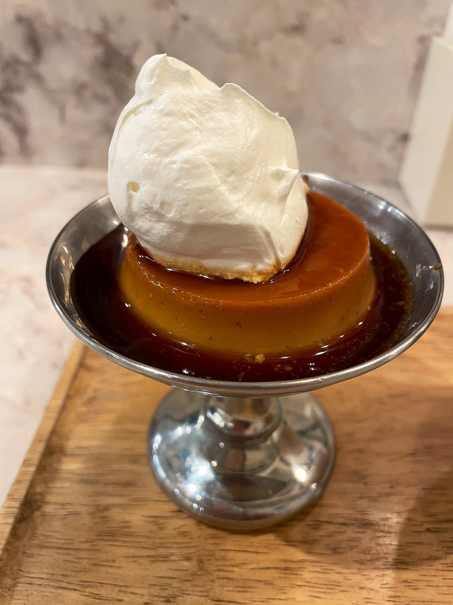 アフターかためのプリンを嗜む。 今日のZINEフェス横浜はプリンから手