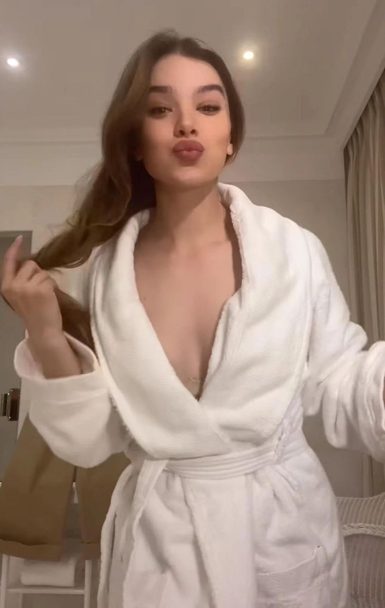 GoddessHailzCF_'s tweet photo. Im surprised none of you wallets send anything to me on Valentines day 💋

Findom CatfishFindom Scamfetish Paypig
Humanatm cashcow finsub Hailee Steinfeld https://t.co/dcRBGG6MGQ
