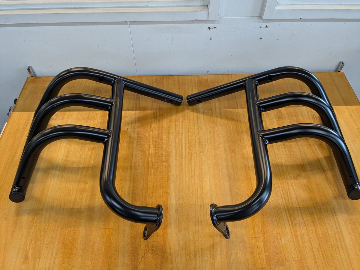 ロイヤルエンフィールド湘南WEST tweet media