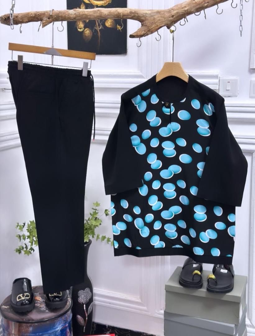 ClethelC's tweet photo. Available in sizes , deliveries before payment call or WhatsApp us now 
#fypシ https://t.co/2AbKss6gRq