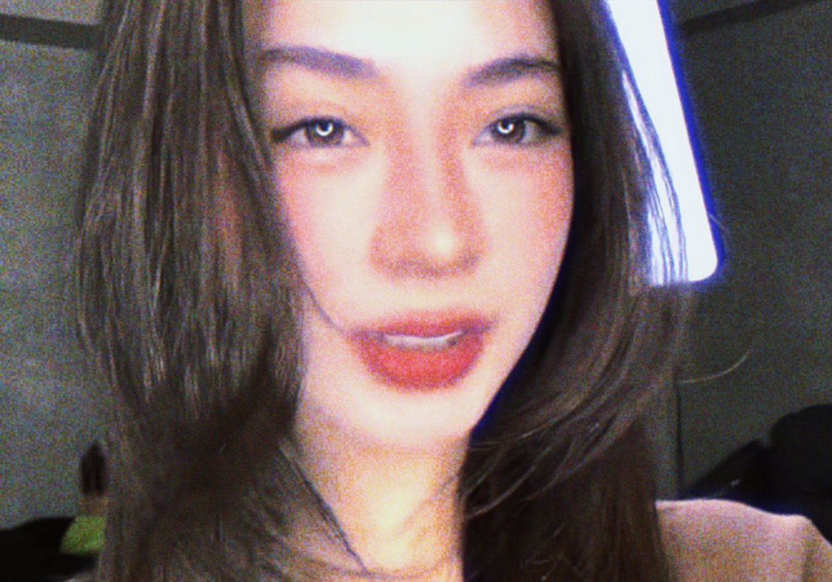 evy_tmyng's tweet image. 🫦🦋

#SofiaSmith #FyangSmith