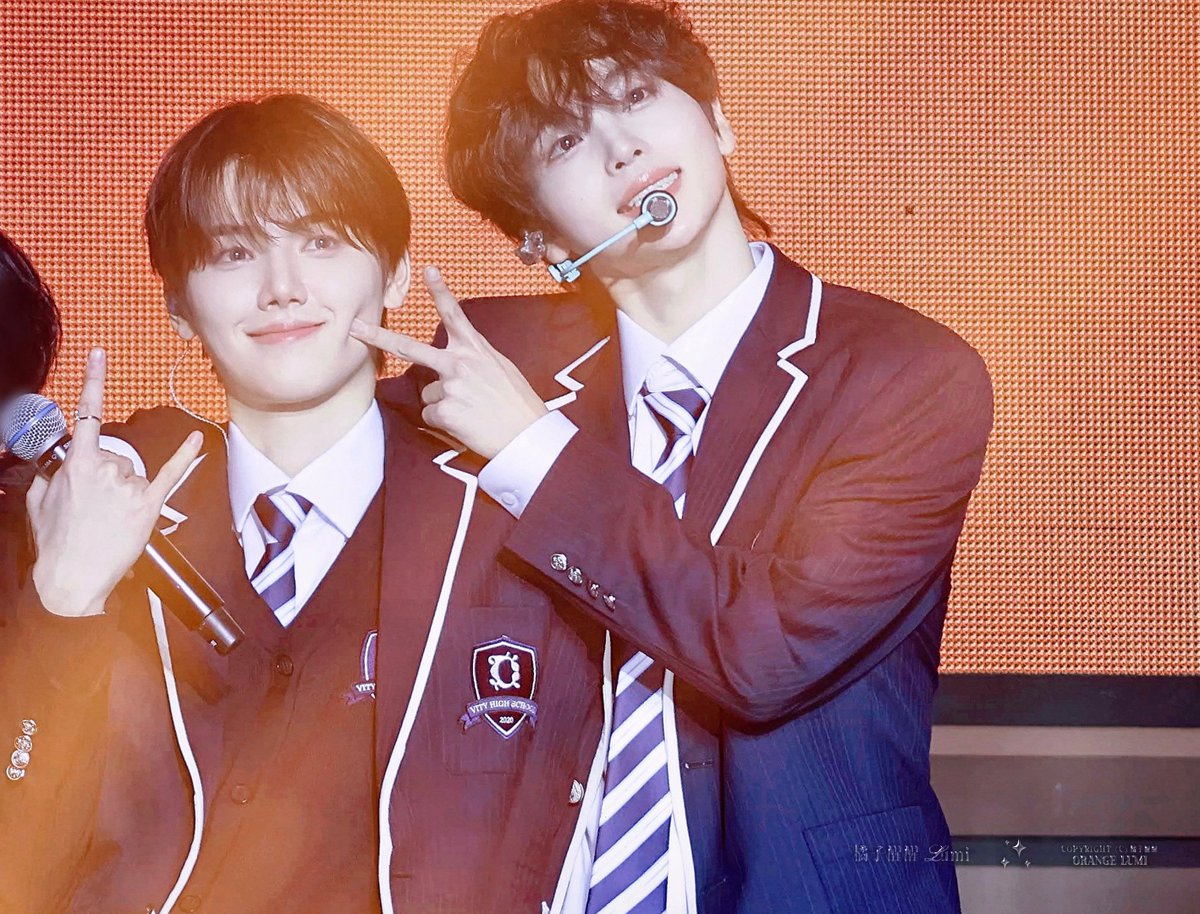 orange_lumi's tweet photo. #크래비티 #CRAVITY #MINHEE #민희 #형준 #HYEONGJUN
😁✌️ https://t.co/waZF0JpYDM