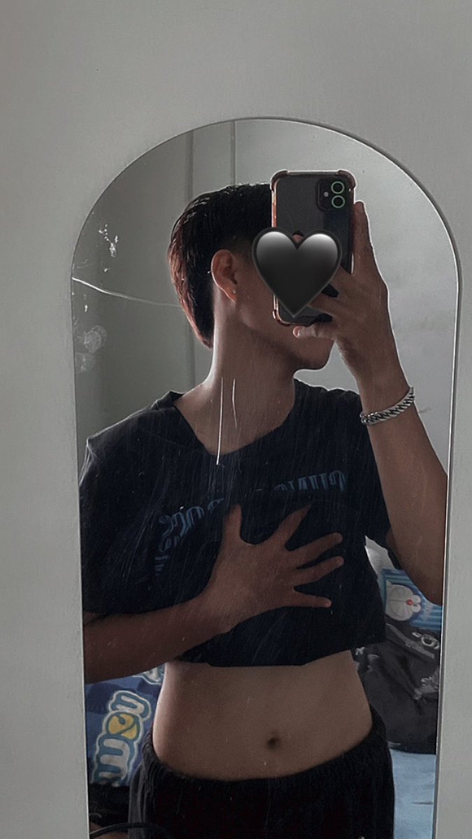 port_1001's tweet photo. เบื่อจัง #ทอม https://t.co/fxA9xyGdWv