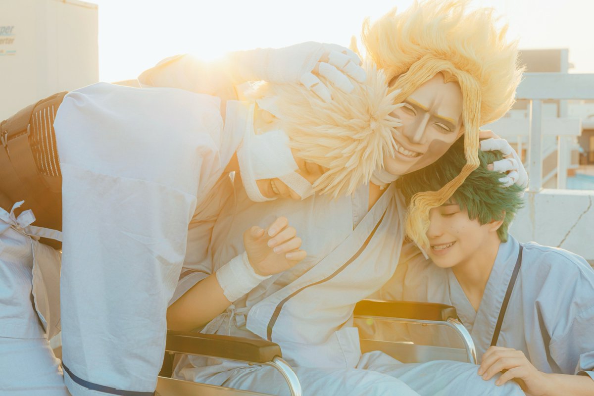 96wdl_ronpa's tweet photo. ⚠️コスプレ/MHA

「強くなったんだよ、二人とも」

──────────
緑谷出久…@0204tyu 
爆豪勝己…@riri_10610 
オールマイト…@96wdl_ronpa 
📸…@kinoko_cos https://t.co/nNLd49Cf9P