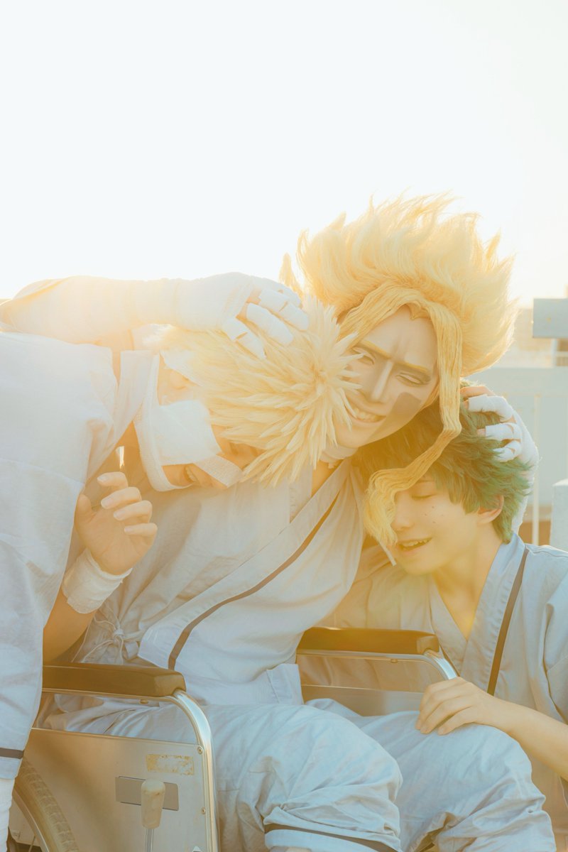 96wdl_ronpa's tweet photo. ⚠️コスプレ/MHA

「強くなったんだよ、二人とも」

──────────
緑谷出久…@0204tyu 
爆豪勝己…@riri_10610 
オールマイト…@96wdl_ronpa 
📸…@kinoko_cos https://t.co/nNLd49Cf9P