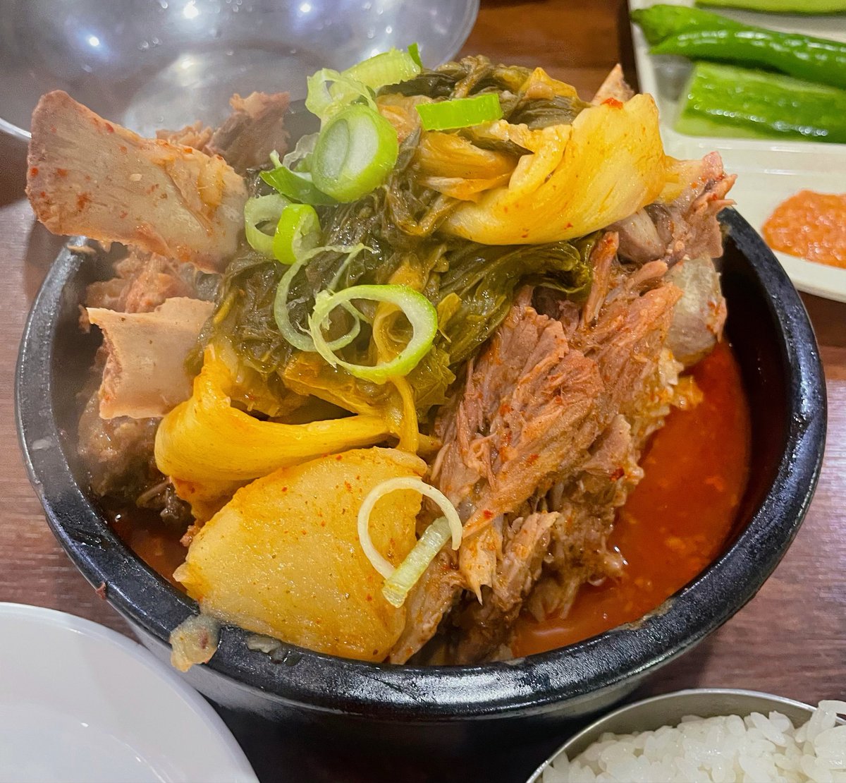 뜨끈 감자우거지 뼈해장국🥹