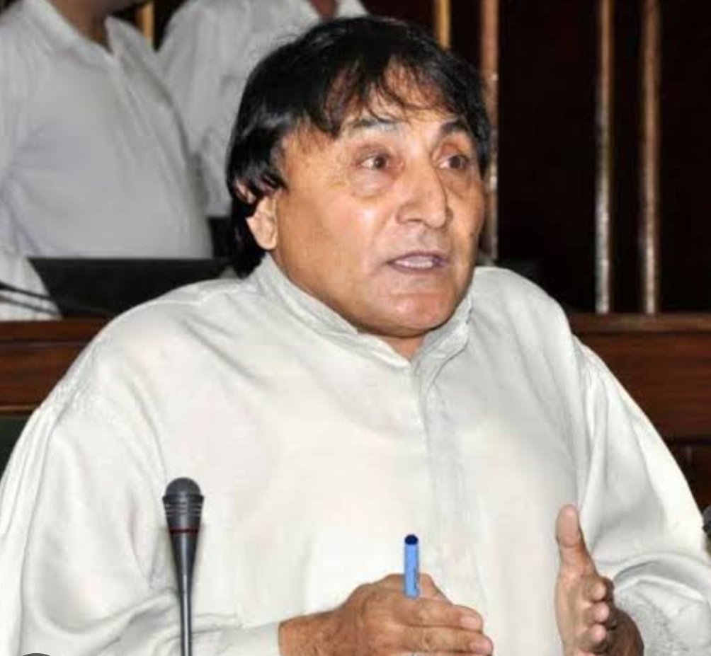 ahmedalifayyaz's tweet photo. OBITUARY

Sadly, three of the erstwhile Jammu and Kashmir State's prominent personalities passed away for different health issues in the last three days-- politicians Peerzada Ghulam Ahmad Shah of Qazigund Kashmir and Qamar Ali Akhoo of Kargil Ladakh on Friday and folk artist Rajinder Kumar Tickoo on Sunday. I had a long time association with Rajinder since the days we used to produce programs for DD in 1999. He was also a consummate actor. His last visit to my Jammu residence was somewhere around 2018 when he was shining with his daily "Ladi Shah" [written by our friend Rajesh Raina] on ETV Urdu of TV18]. In January 2018, Rajinder sent me a clip of his film and wanted me to watch it at Hari theatre. In May that year, he was the first to share with me the sad news of the passing away of the prominent Kashmiri Pandit poet Prithwi Nath Kaul Sayil. We maintained exchanging Eid, Diwali and Herath greetings for years. May his soul rest in peace.

Peerzada Ghulam Ahmad Shah, popularly known as Ahmad Shah Gulab for the red rose he religiously wore on his achkan and coats, was returned as the National Conference's MLA from Divsar (Qazigund) in 1996. In 1998, he was inducted as Minister of Forest in Dr Farooq Abdullah's NC government. Qamar Ali Akhoon was elected for J&K Assembly for several terms from his home segment of Kargil. He also functioned as a Minister, Advisor to Chief Minister and the first Chief Executive Councillor and Chairman of the Ladakh Hill Development Council (Kargil) even as he lost to the Congress party's Asgar Ali Karbalayi in 2002. I have known both of them for over 25 years as selfless politicians. On one occasion, when Peerzada was the Minister of Forest, the officers and bureaucrats of his Department formulated a scheme of the backdoor entry of the sons and daughters of some influential persons as Assistant Directors in the State's Forest Protection Force. They also included the son of the most prominent Hurriyat leader as also the daughter of the Forest Minister. However, Peerzada Sahab declined to approve the list and got his daughter dropped. She had a DDR in Forestry. Thereafter, she completed MBBS and was subsequently appointed as a doctor. Peerzada's nephew later emerged as his successor and was elected as MLA from Divsar.

May Allah grant a high place to both the people-friendly leaders.