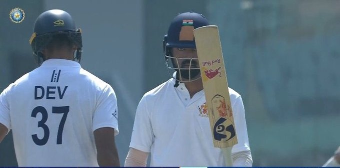 100* for KL Rahul against uttarakhand in Semi final of RanjiTrophy 

100 in Quarter final 
100 in Semifinal 

KA - 221/1 
#RanjiTrophy #Karnataka #KLRahul