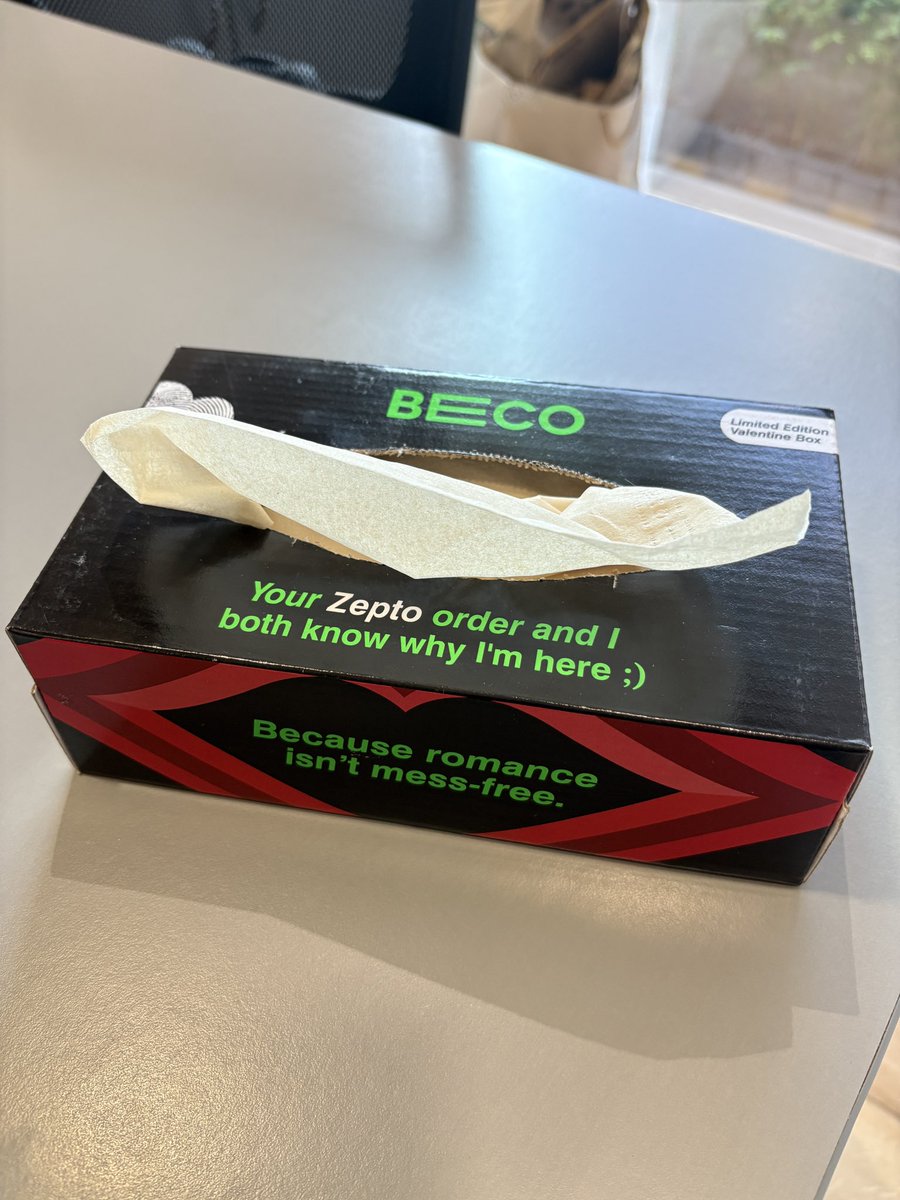 srishtayyyy's tweet photo. The tissue box showing up with my order is the kind of thoughtful I didn't know I needed 😭 https://t.co/DsThme5PzZ