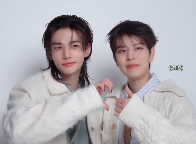 its their thiiiiinnnggg 😔