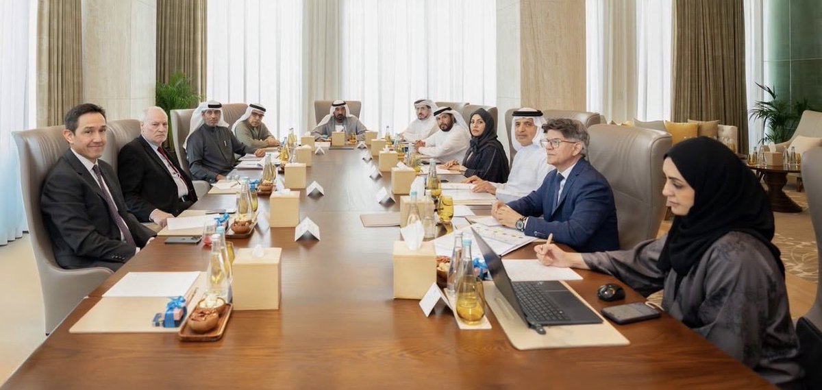 92nd meeting was chaired by HH Sheikh Ahmed bin Saeed Al Maktoum
DSCE reviews 2025 clean energy progress and performance outcomes

The DSCE reviewed the performance of programmes and projects completed in 2025, in line with the approved framework