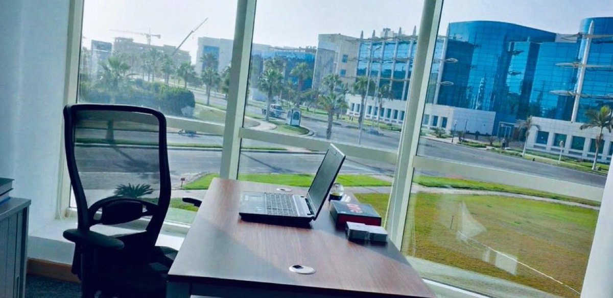 EissaAtia's tweet photo. اصحي 😆❤️ Da view great ideas often come from gazing at great views. 
Music : Chubina by East Duo
https://t.co/AxPWAOWyrr. https://t.co/KJdvevlJai
