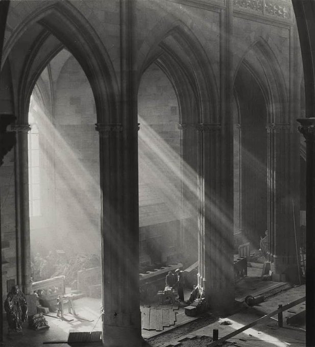 📷Josef Sudek - Cathedral of Saint Vitus, Prague, 1928