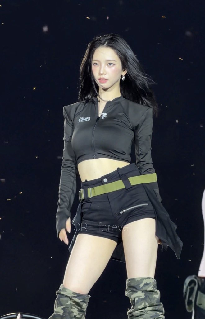 เหมือนคาแรคเตอร์ในเกมอะ นางเว่อจัง