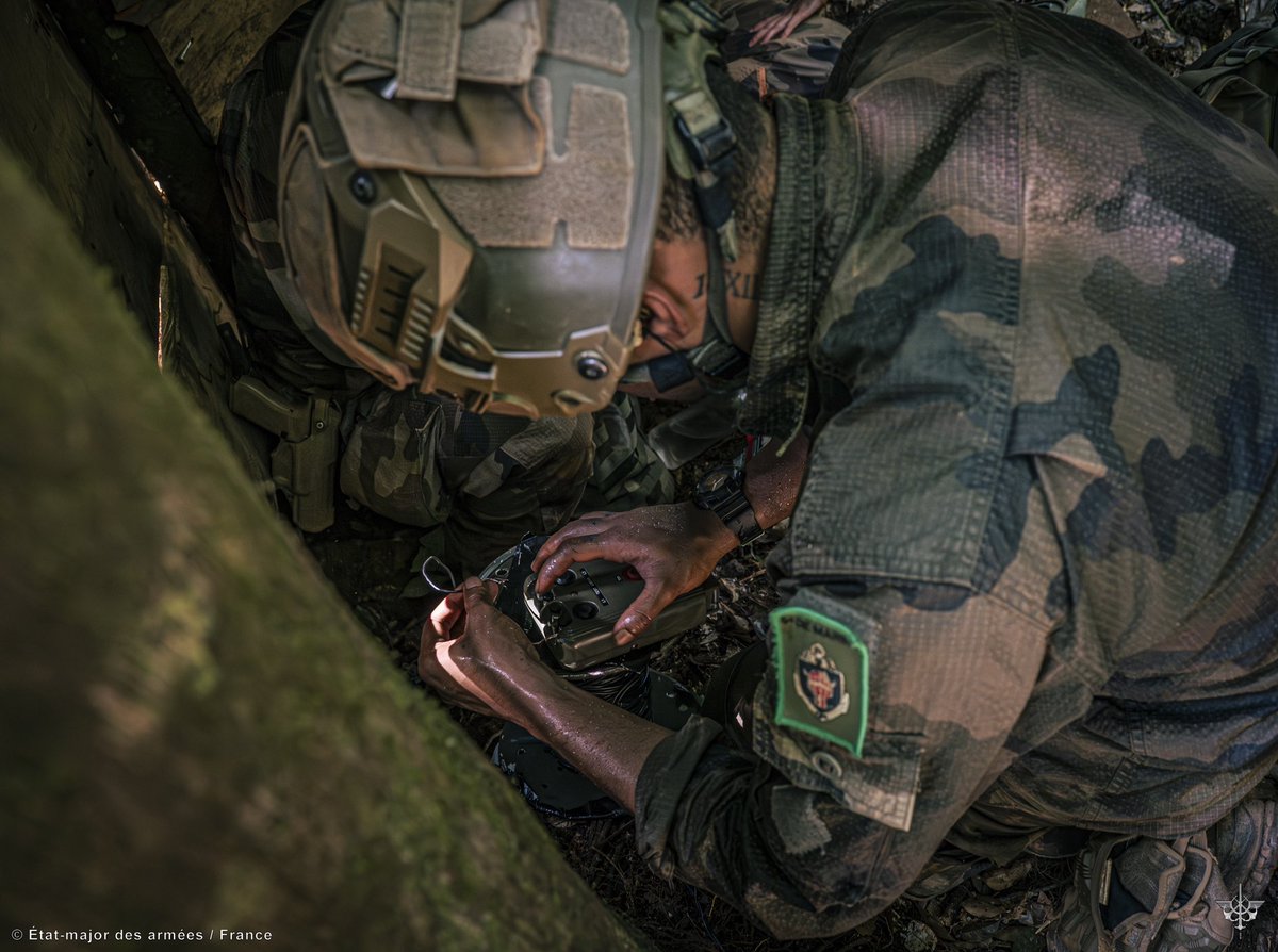Armée française - Opérations militaires tweet media