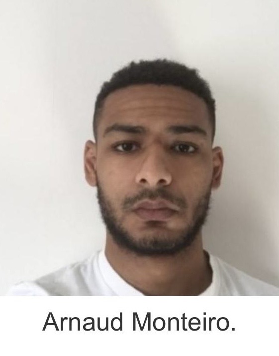 <a href="/frhaz/">Haziza Frédéric</a> <a href="/FranceInsoumise/">La France insoumise</a> <a href="/jeune_garde/">Jeune Garde Antifasciste</a> <a href="/ArnaultRaphael/">Raphaël Arnault</a> <a href="/Medinrecords/">Médine</a> Arnaud Monteiro de la Jeune Garde Lyon condamnés à six mois de prison avec sursis pour avoir lynché un sympathisant du RN. <a href="/frhaz/">Haziza Frédéric</a>