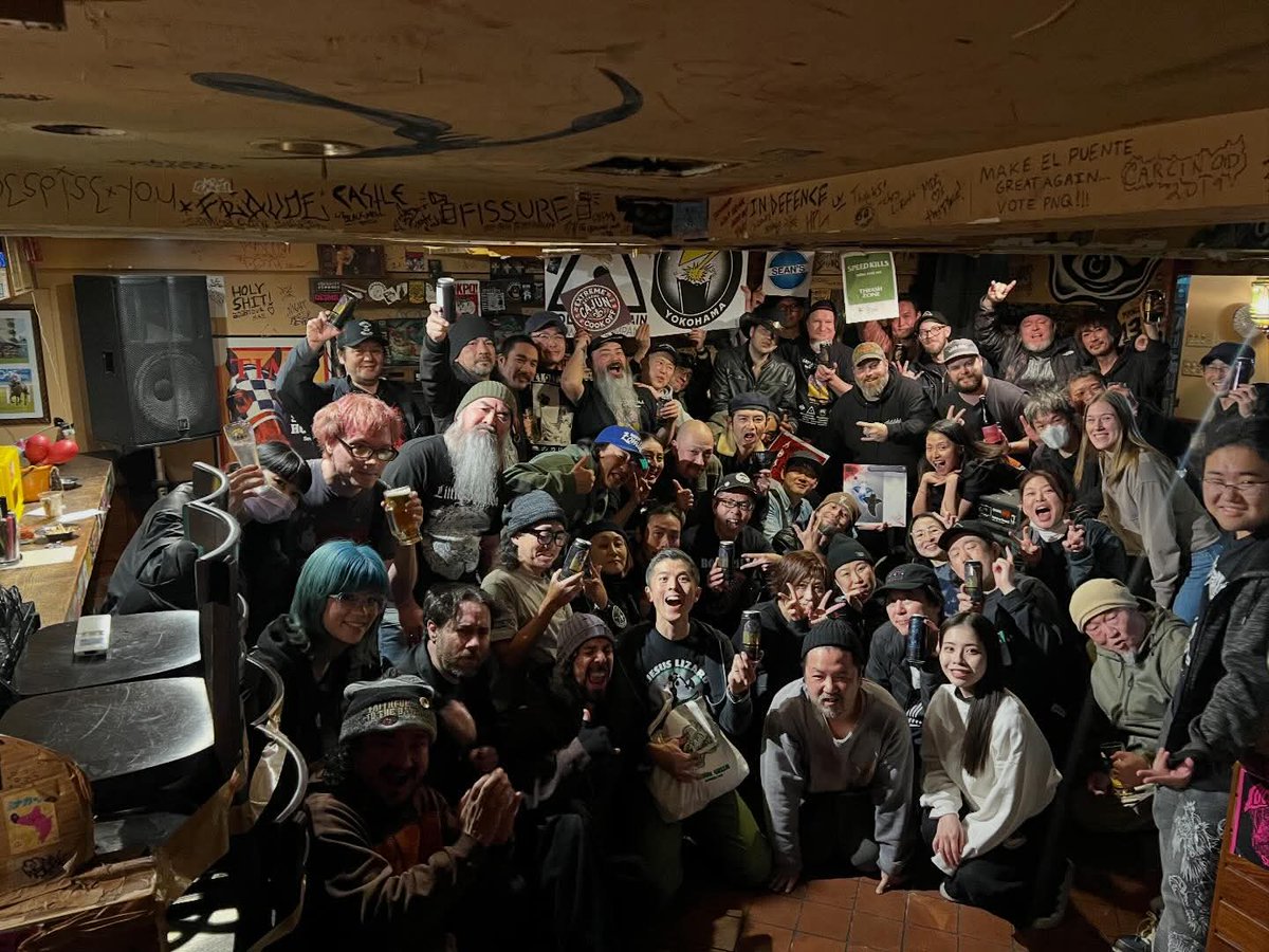 THRASH ZONE OFFICIAL tweet media