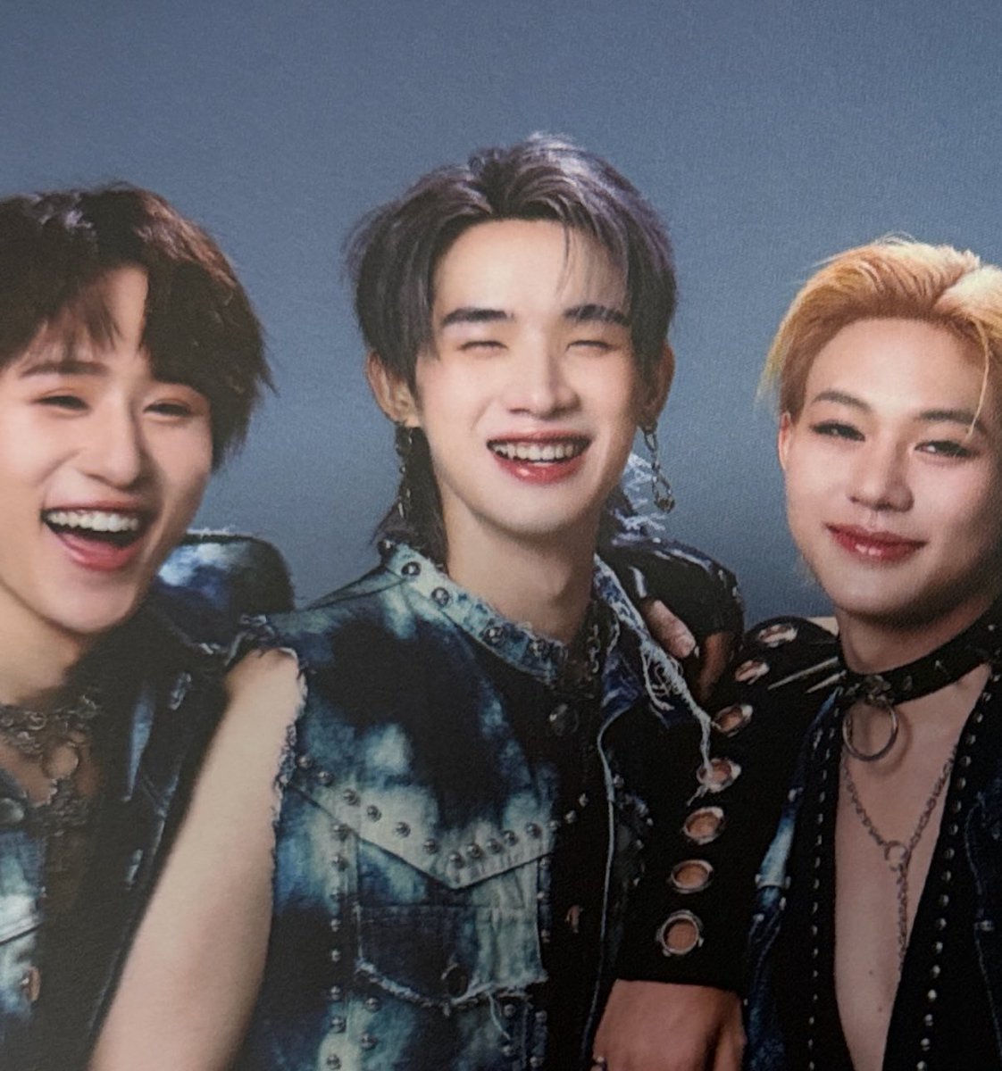 แล้วตี๋ยิ้มน่ารักจังอะ ㅠㅠ