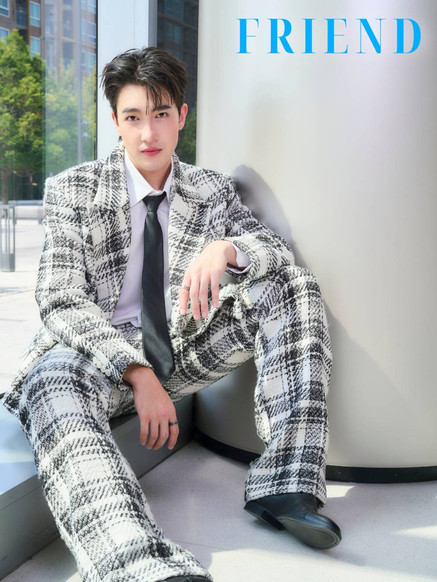 LoveAlertSeries's tweet photo. วันนี้พี่แอดเอารูปหนุ่ม #LoveAlert  #มีคำเตือน #มีคำเตือนโปรดระมัดระวัง   ขึ้นปก  friend.mag มาฝากค้าบ
ตามไปดูต่อได้ที่นี่เลยน้า https://t.co/3uAJY6TCG4

  #mmatthew #famthanuphat 
#BL #BLThai https://t.co/bvUTHE3YsC