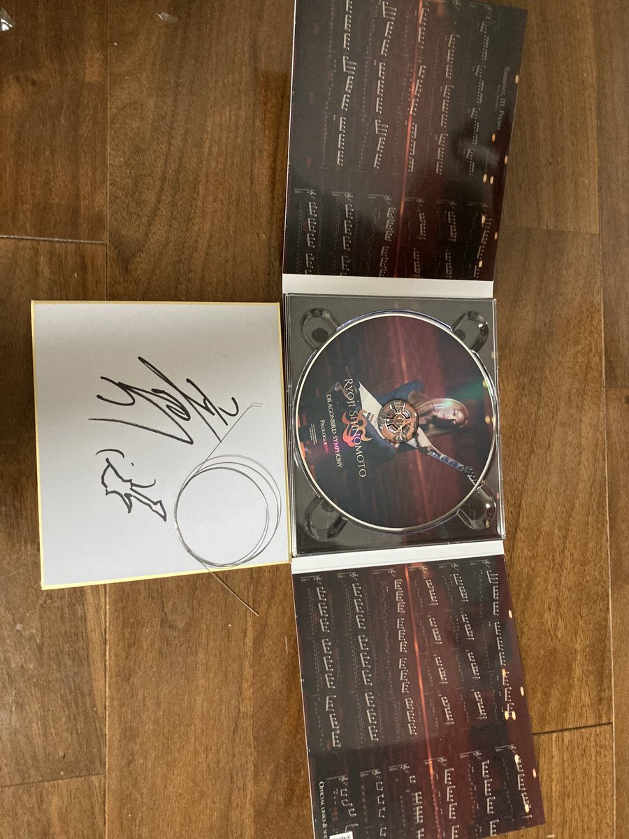 RT @Shymphonysqs3: 品が良くてお洒落なキラキラCD届きました😆こんな