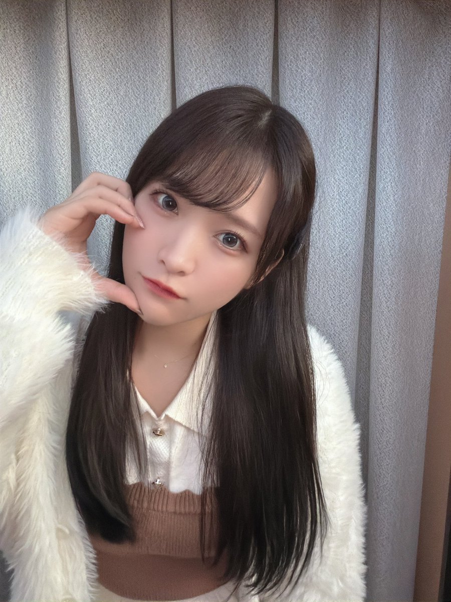 IckwMnm0826's tweet photo. 𓏸𓈒🥀𓂃𝐻𝑎𝑝𝑝𝑦𝑉𝑎𝑙𝑒𝑛𝑡𝑖𝑛𝑒𓂃🥀𓈒𓏸

(おそい)(そめた)(後者がめいん)
(ながい)(たぶん最長)(髪の長さが) https://t.co/65axyY8PuC