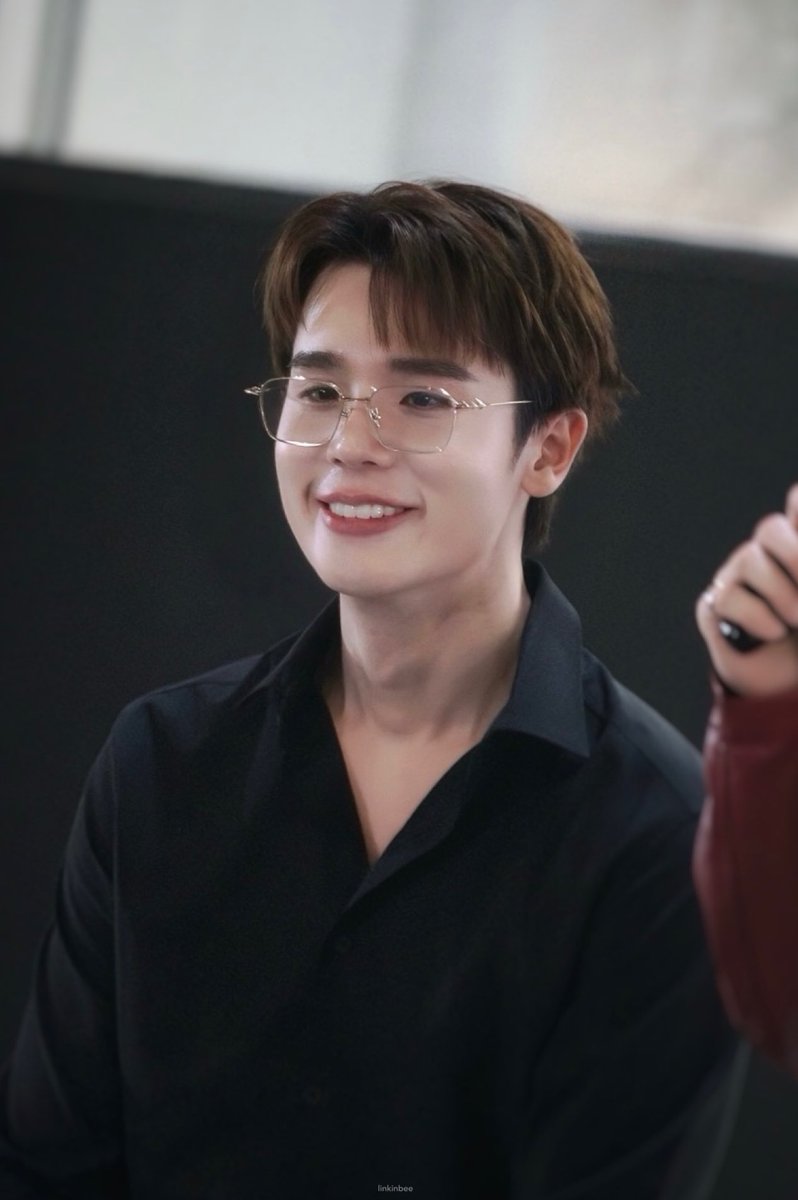 BΞΞ ★ 🎈 tweet media