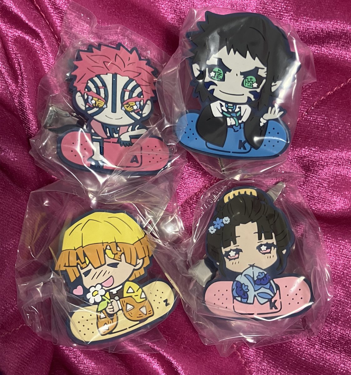 91561_28's tweet photo. 交換 👹 鬼滅の刃 キャラばんちょうこう ヘアクリップ 壱

譲 ♡ 善逸、恋雪、猗窩座、獪岳
求 ♡ 同弾 義勇 または 別弾 蜜璃(伊黒)

郵送、都内手渡し可能です。お気軽にお声がけ下さいませ◎ https://t.co/uuFtQdx5Tb