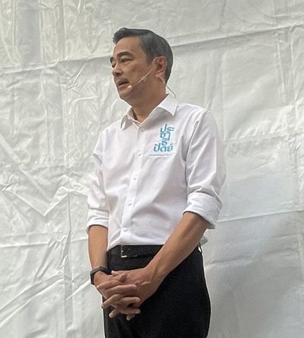 what the g (@thepennylaneza) on Twitter photo 