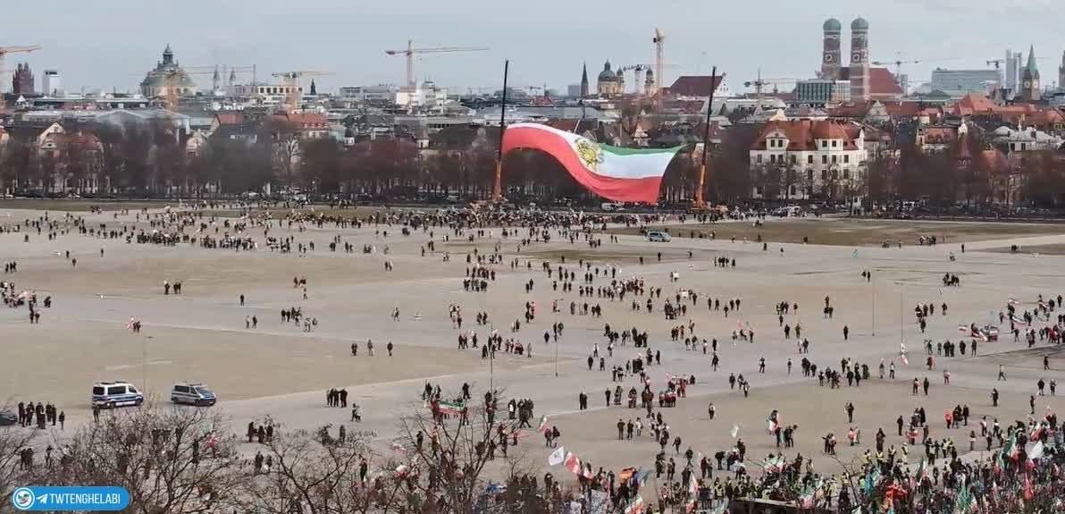 تو تجمع مونیخ حتی یه تیرم شلیک نشد کوکتول مولتف پرتاب نشد قمه دستشون نبود
پس تروریست های وحشی کار خودشون بود.... 
#سیرک_مونیخ