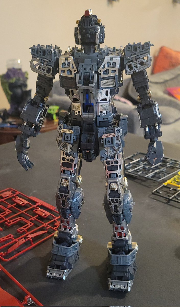 evil_toast916's tweet image. Phase 3 of the Perfect Grade Unleashed RX-78-2 complete. This build is CRAZY!!! I love it.
#gundam #perfectgrade #models #bandai