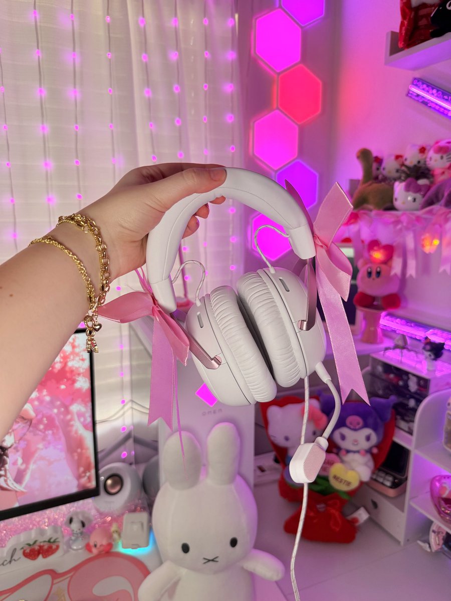 danielle🦭 tweet media