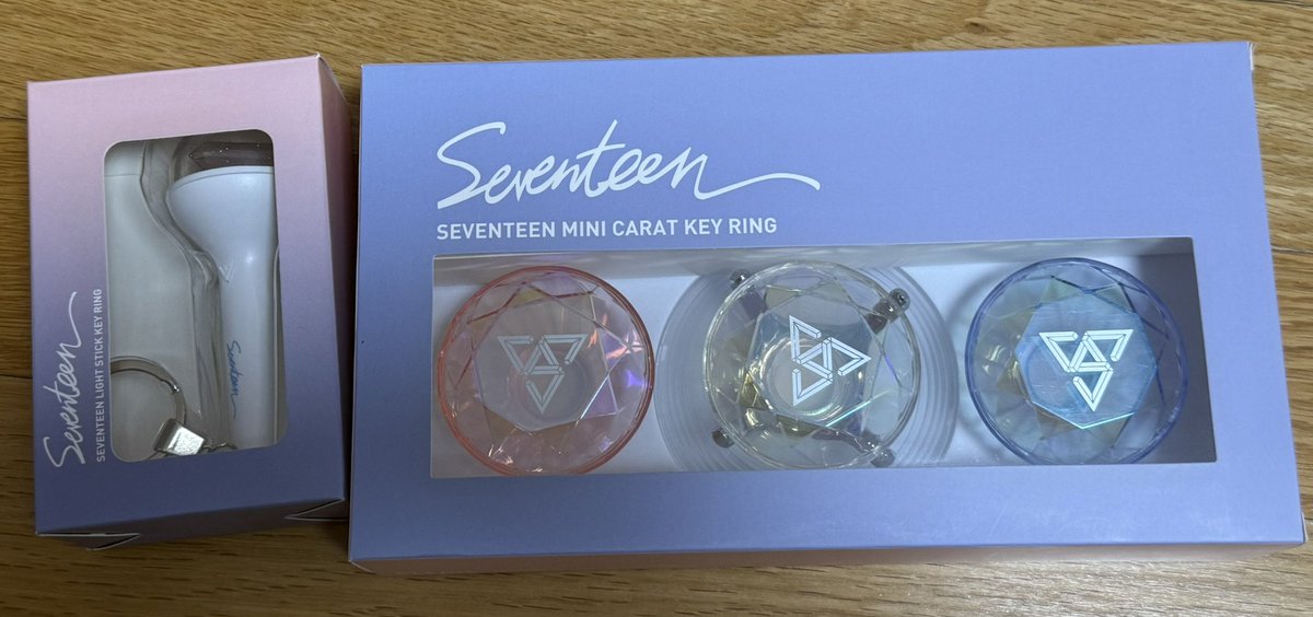 mococo710's tweet photo. 세븐틴 미니응원봉, 보석 양도합니다!

인증 / photo proof⭕️

👉🏻 https://t.co/Tc3UgoMPhN
kkt or dm💌

svt 에스쿱스 정한 조슈아 준 호시 원우 우지 디에잇 민규 도겸 승관 버논 디노 2018 샤다콘 오드투유 엣지콘 짭폴라 용산콘 포카 승철 지수 순영 지훈 명호 석민 찬 오드콘 캐럿랜드 캐랜 https://t.co/glplRNbdDW