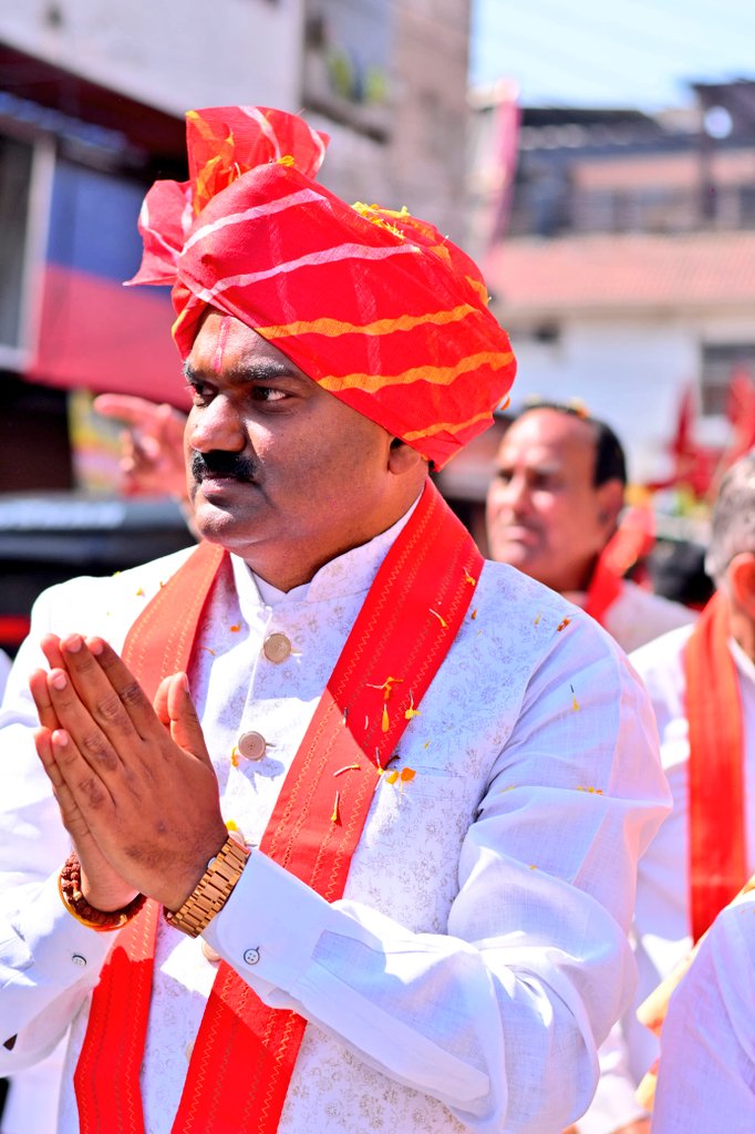 LokeshYogbharti's tweet photo. @AJAYAWASTHI108 ⭕️ कानपुर में नशामुक्ति की हुंकार, भगवती मानव कल्याण संगठन की पहल
⭕️ नशामुक्त सद्भावना जनजागरण पदयात्रा | हजारों लोगों ने दिया नशामुक्ति का संदेश
#poojashukla #ajayawasthi #BMKSNasamukti #NasamuktiAbhiyan #siddhashram #bmks #sankalpshaktinews #upnews #kanpur #kanpurnews https://t.co/Vk6lD1p3Ym